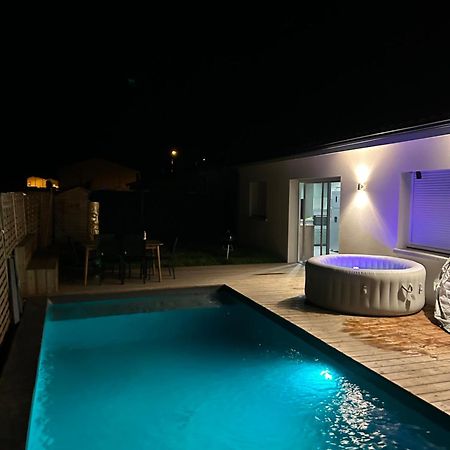 Aux Portes De Bordeaux Maison Cocooning Avec Piscine Ambares-et-Lagrave Exterior photo
